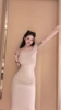 前CBA球员凯瑞图前女友，这小妈裙完美展示好身材