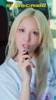 🥰来看点养眼的吧！此前歌手Somi身穿小卡球衣为快船助威~